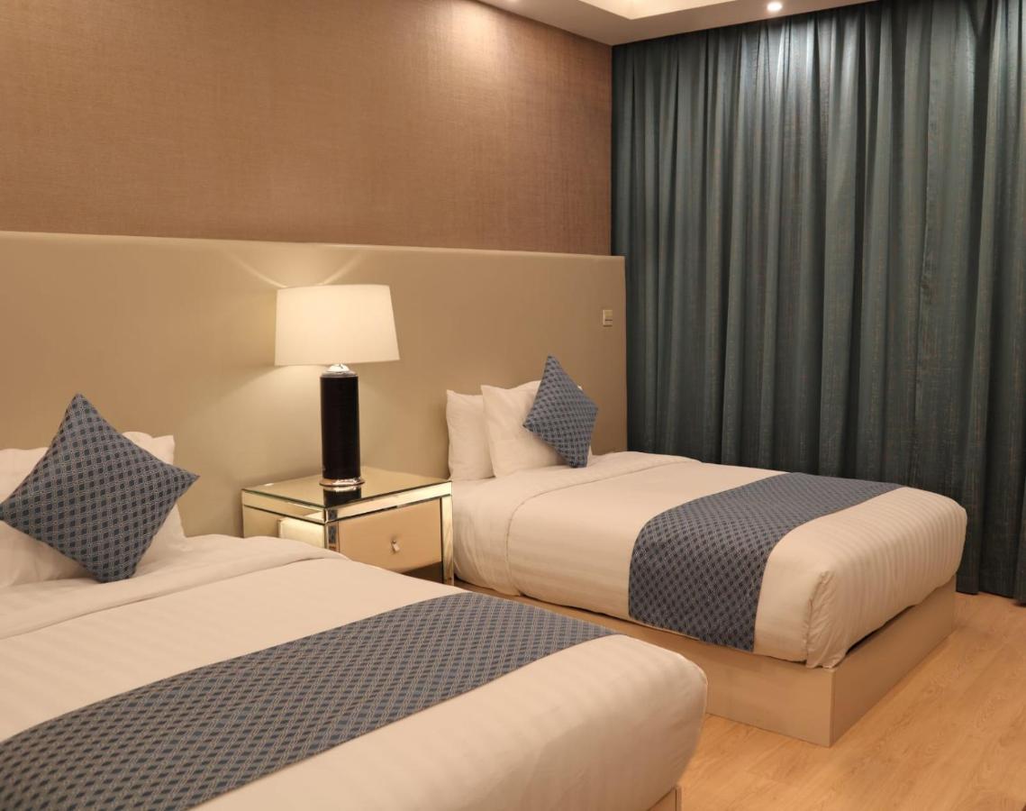 Sarwat Park Hotel Riyadh - Diplomatic Quarter Esterno foto