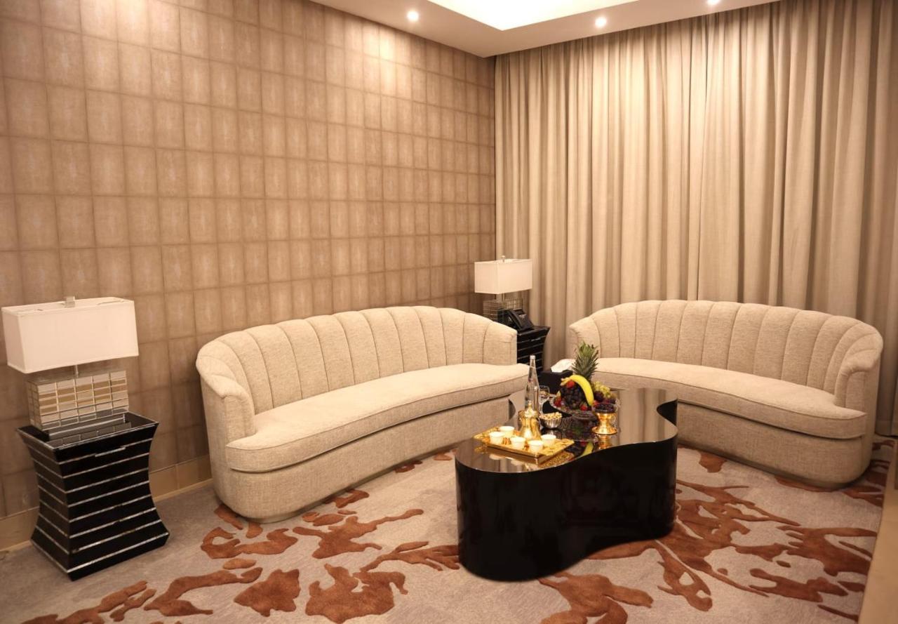 Sarwat Park Hotel Riyadh - Diplomatic Quarter Esterno foto
