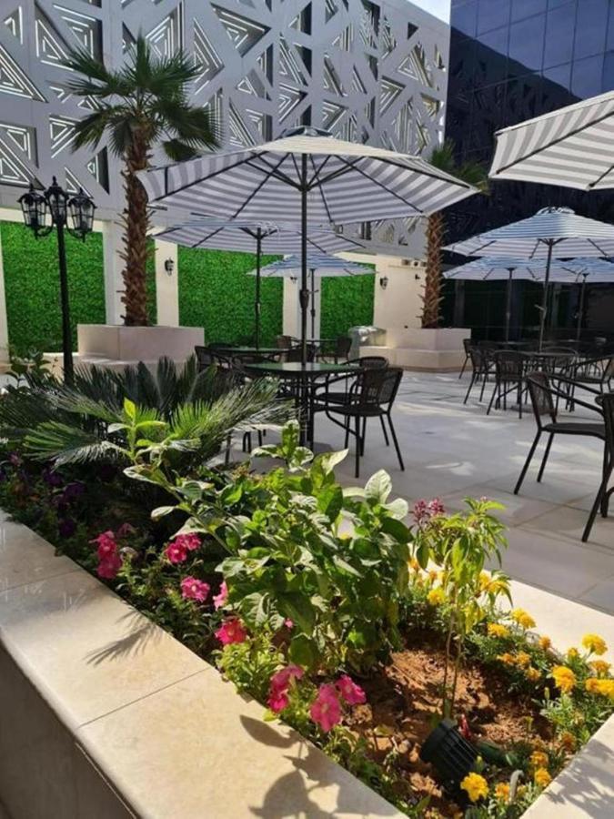Sarwat Park Hotel Riyadh - Diplomatic Quarter Esterno foto