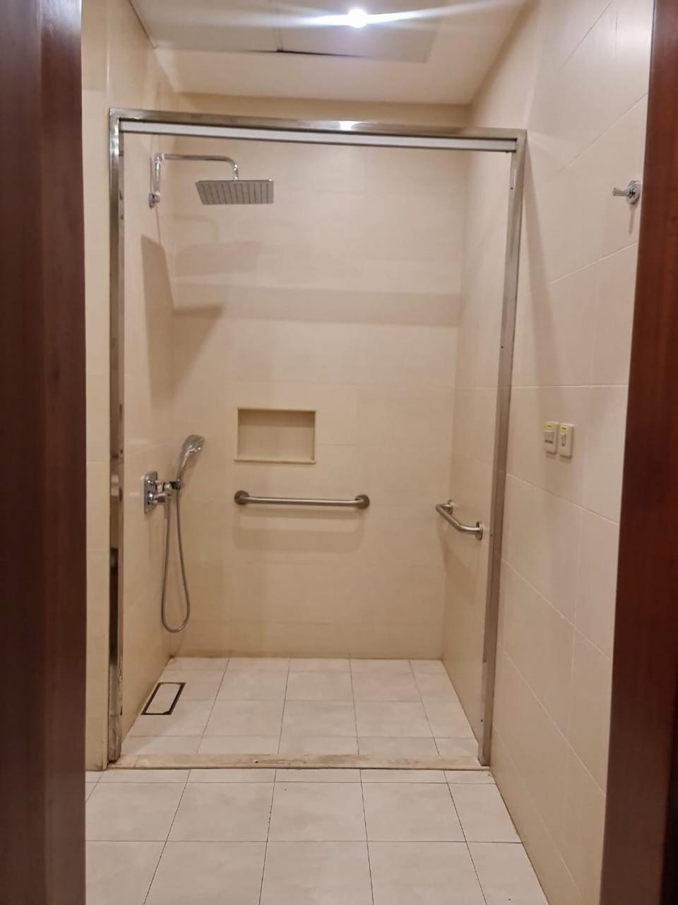 Sarwat Park Hotel Riyadh - Diplomatic Quarter Esterno foto